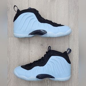 Nike Foamposite One Psychic Blue HJ7654-400 Youth Sz 5 / Womens Sz 6.5 MSRP $190